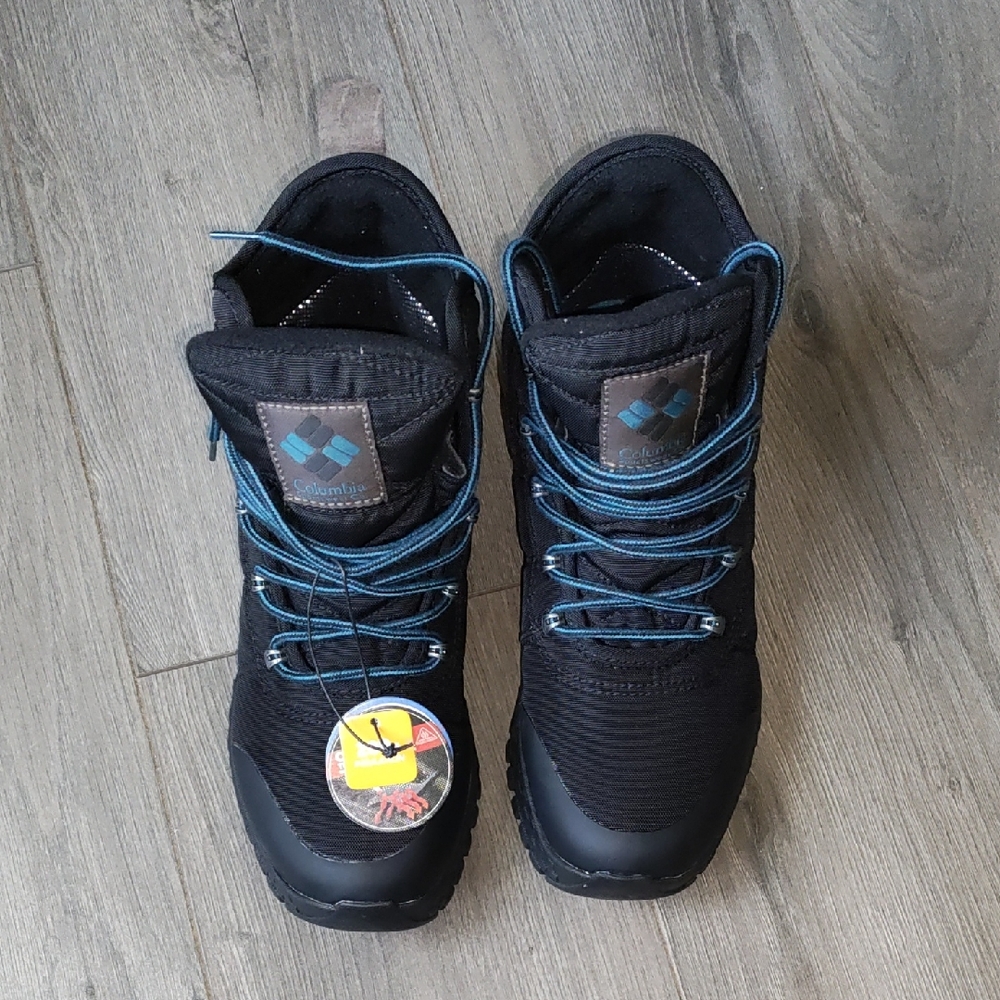 Columbia Black Boots with Blue Laces